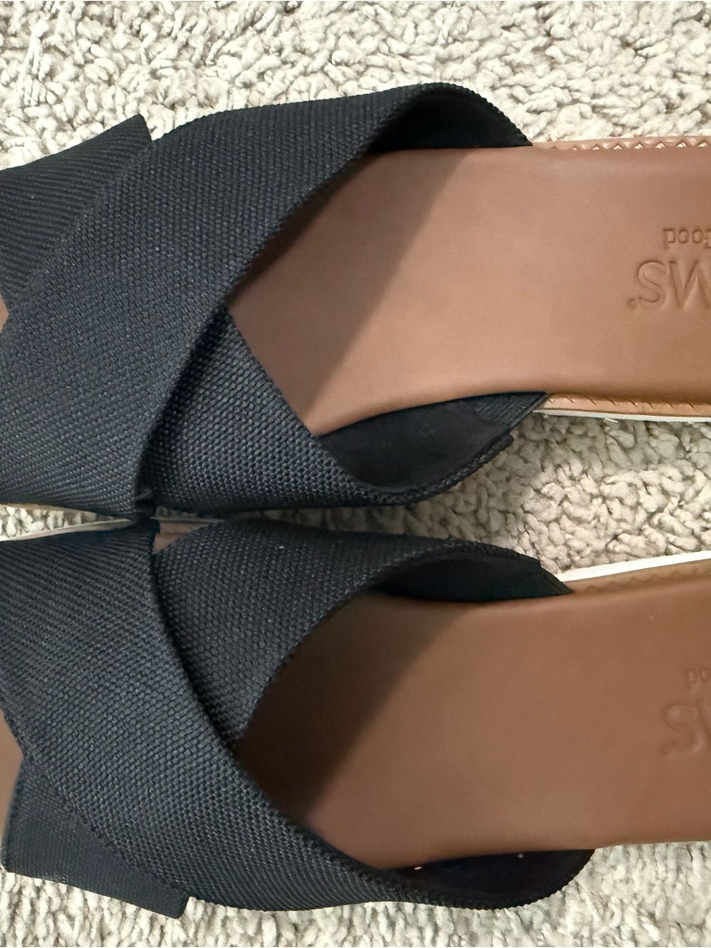 Toms Black Crossband Slip-On Sandals with Brown Footbed